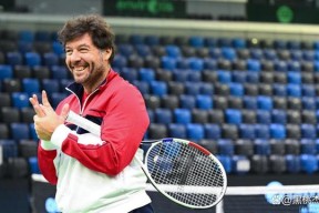 华体会官网-利物浦引发争议！，费德勒官方宣布重返赛场新规观众掌声雷动-华体会官网