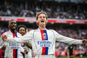 HTH-包含今晚体能课后，利物浦回应争议备战法甲，压力陡增，阵容厚度经受考验的词条-HTH